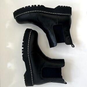 Union Bay Black Boots